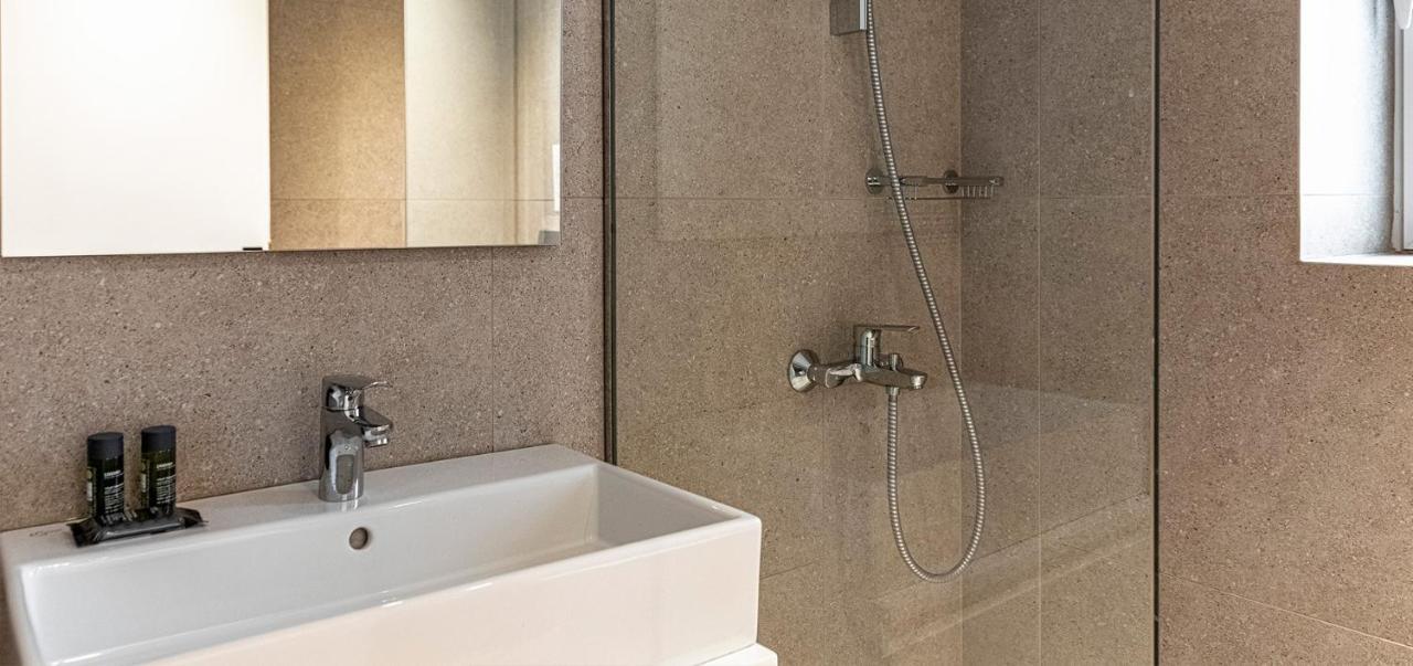 Phaedrus Living Executive Kriel Suites 001 Athena Bagian luar foto